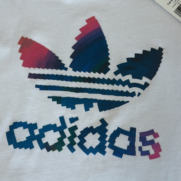 BNWT Men’s Adidas shirt - Picture 3 of 3